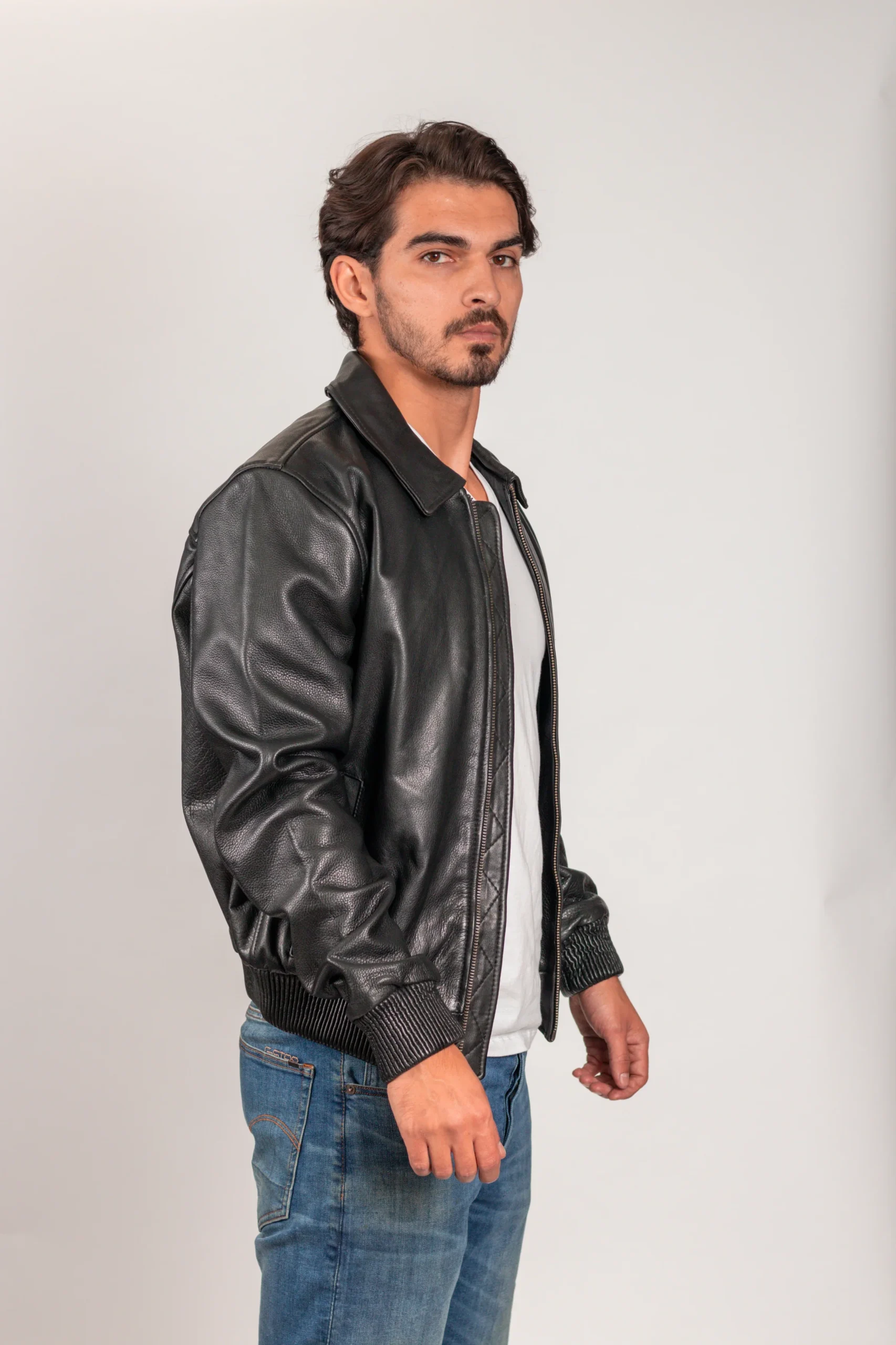 castor-mens-fashion-leather-jacket-front-view