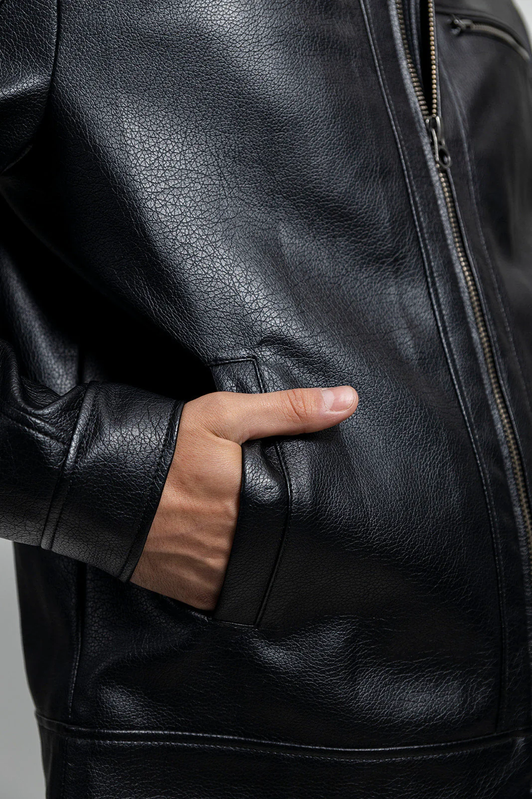 conner-mens-vegan-faux-leather-jacket (1)